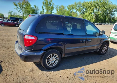 2006 Chrysler Town & Country из США, поврежденный, VIN 1A4GP45R56B690277